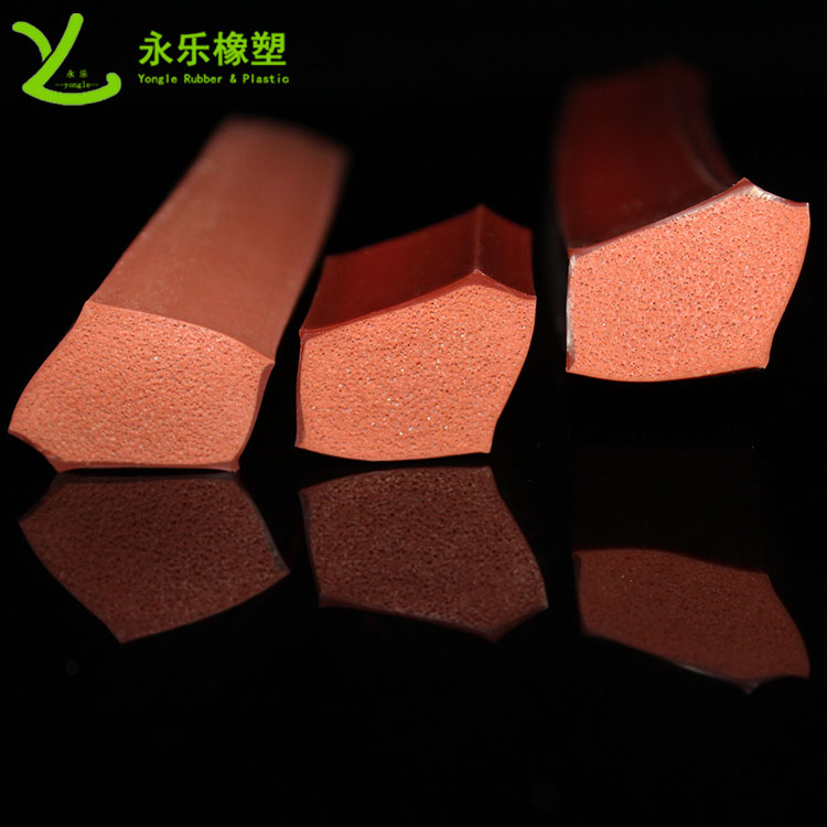 北辰擠出復(fù)合發(fā)泡硅膠條，耐高溫復(fù)合發(fā)泡硅膠條，耐老化復(fù)合發(fā)泡硅膠條