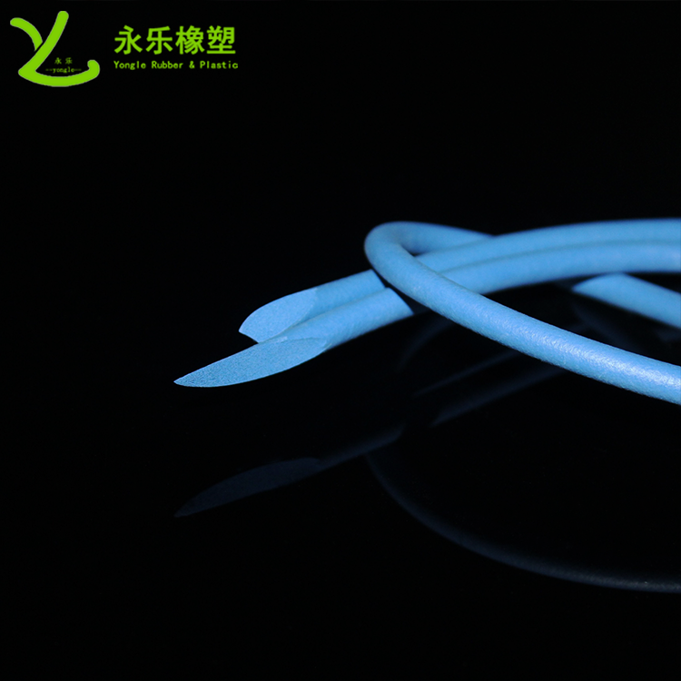 硅膠發(fā)發(fā)泡條，阻燃硅膠發(fā)泡圓條，耐高溫發(fā)泡硅膠條