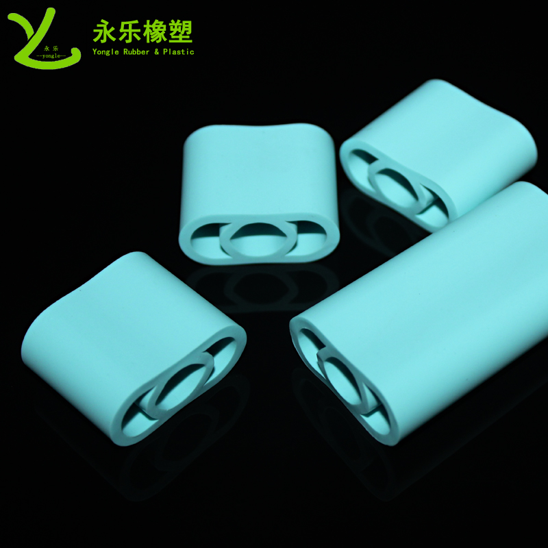 異形臺(tái)燈硅膠管套，擠出臺(tái)燈硅膠管套，絕緣臺(tái)燈硅膠管套